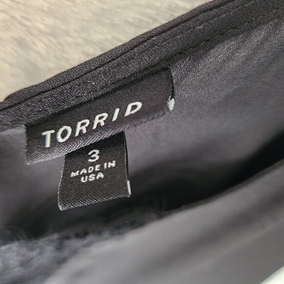 Torrid sz 3 / 3X black silky cami with lace sexy - Picture 4 of 9